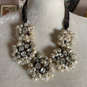 Chico’s chunky statement crystals-pearls braided necklace 🦁
